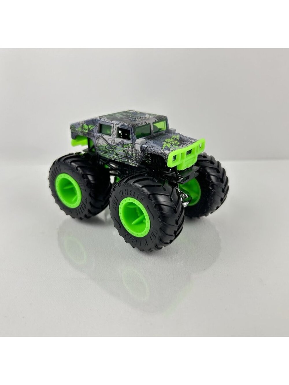 Mattel Hot Wheels Monster Trucks Humvee Crash Legends Diecast Model Toy Car